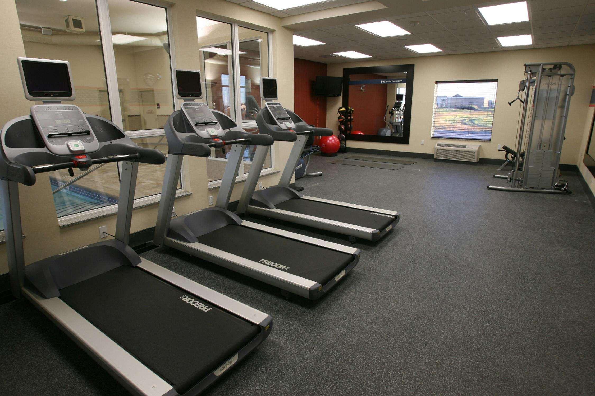 Hampton Inn & Suites Red Deer Penhold Facilities photo